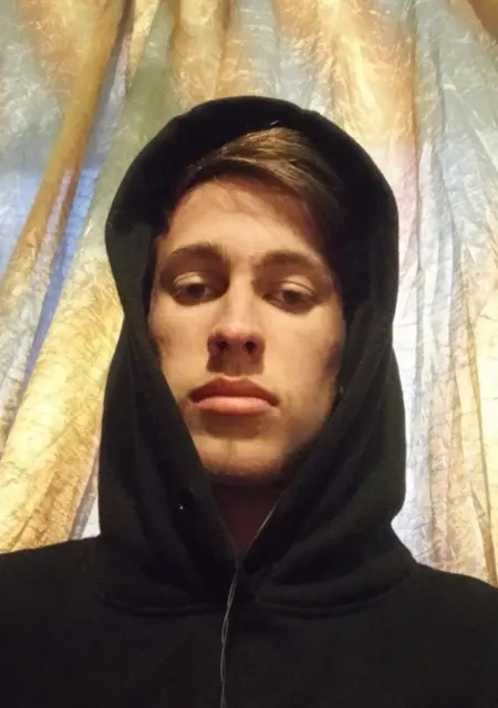 Я Reas, 20, из Липецка, ищу знакомство для постоянных отношений