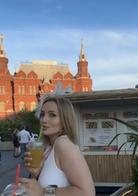 Лика из Москвы, мне 33, познакомлюсь на одну ночь