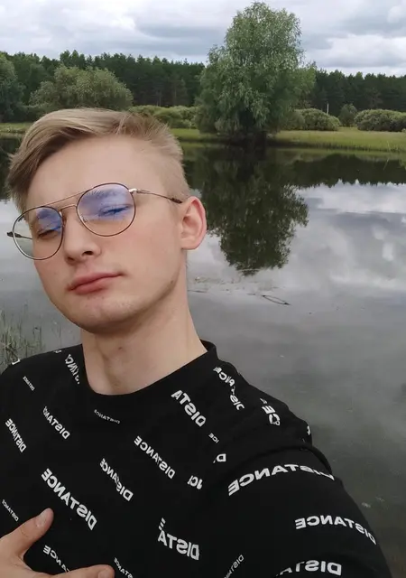 Voron из Тюмени, мне 28, познакомлюсь на одну ночь