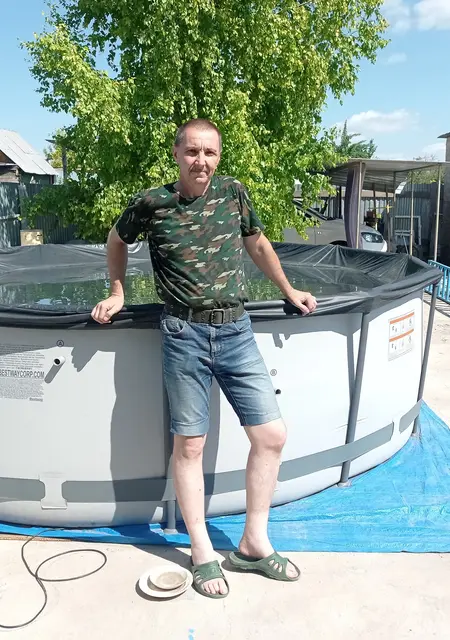 Я Владимир, 55, из Санкт-Петербурга, ищу знакомство для постоянных отношений