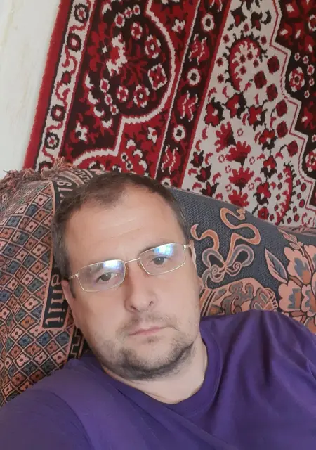 Я Дмитрий, 41, из Тернополя, ищу знакомства без обязательств