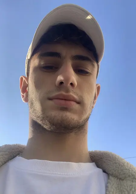 David из Владикавказа, ищу на сайте знакомства на одну ночь