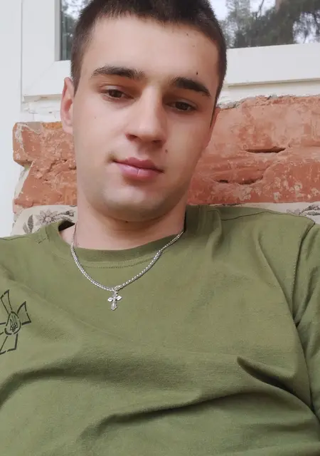 Владислав из Кривого Рога, ищу на сайте знакомства на одну ночь