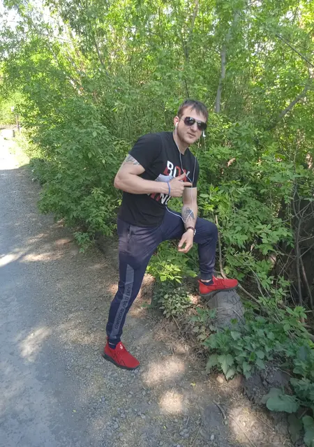 Дмитрий из Коркина, ищу на сайте знакомства на одну ночь