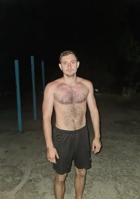 Я Андрей, 26, из Туапсе, ищу знакомства без обязательств