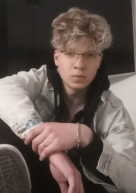 Иван из Ейска, мне 20, познакомлюсь на одну ночь