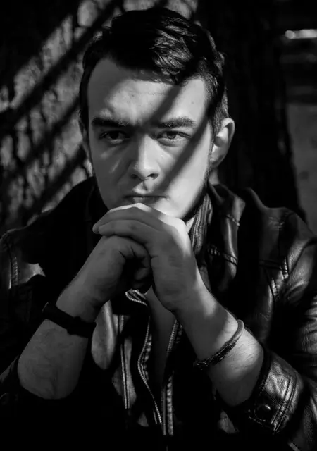 Илья из Славянска, ищу на сайте знакомства на одну ночь