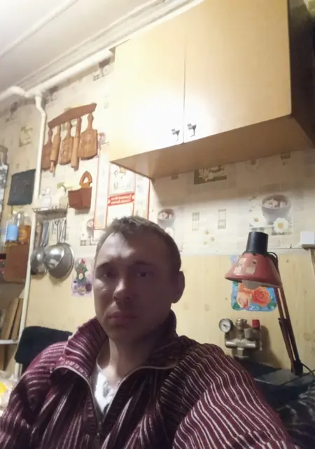 Лёня из Одинцова, ищу на сайте знакомства на одну ночь