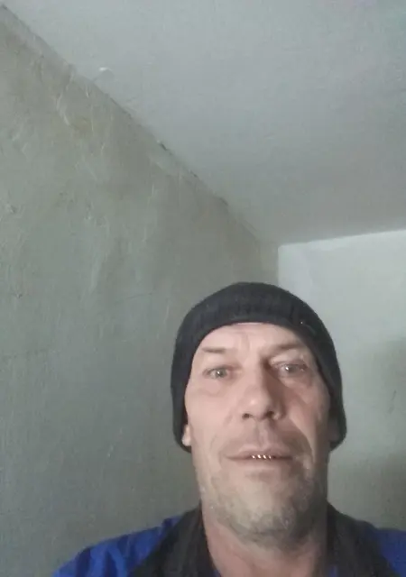 Василий из Азова, ищу на сайте знакомства на одну ночь