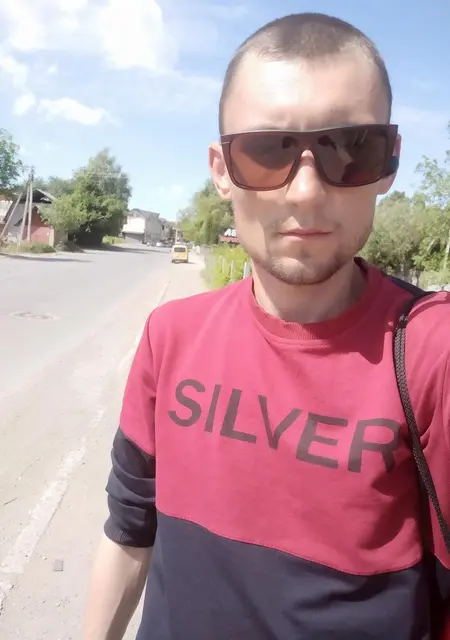 Назар из Львова, мне 30, познакомлюсь для приятного времяпровождения