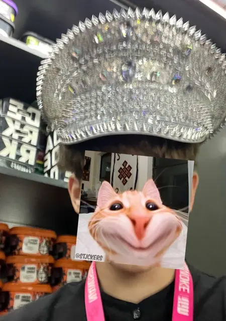 Я Иван, 18, из Рыбинска, ищу знакомство для постоянных отношений