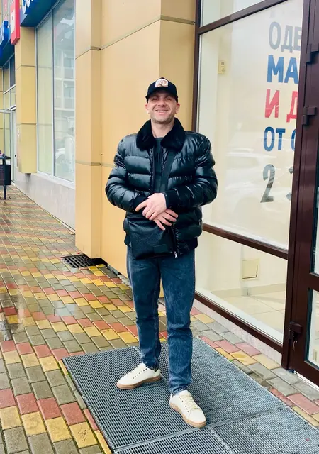 Я Александр, 31, знакомлюсь для общения в Геленджике