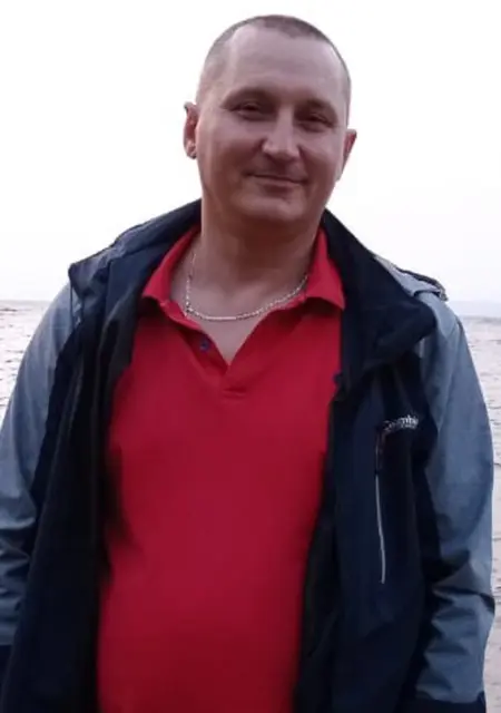 Сергей из Челябинска, мне 45, познакомлюсь без обязательств