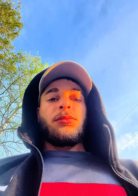 Я Давид, 27, знакомлюсь без обязательств в Гатчине