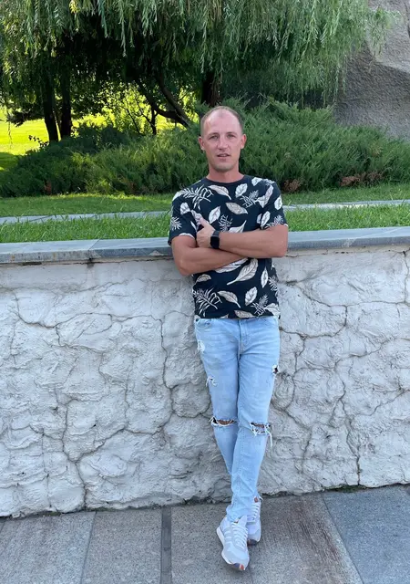 Я Александр, 34, из Геленджика, ищу знакомство для открытые отношения