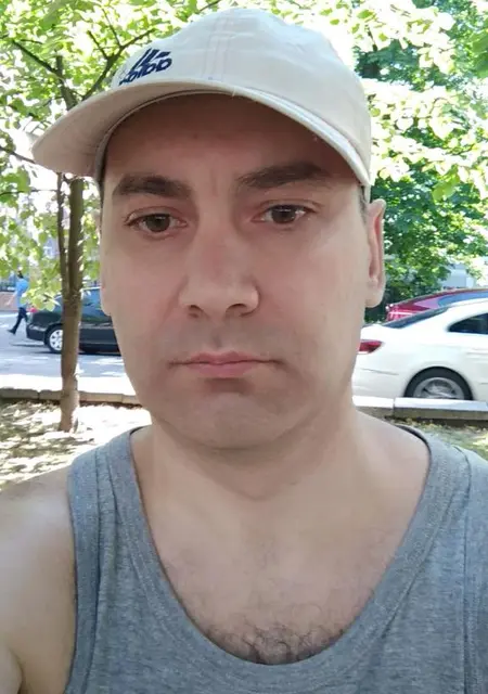 Александр з Богуслава, мені 47 років, познайомлюсь без зобов'язань