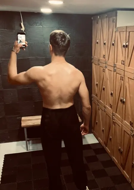 Никита из Иркутска, ищу на сайте знакомства на одну ночь