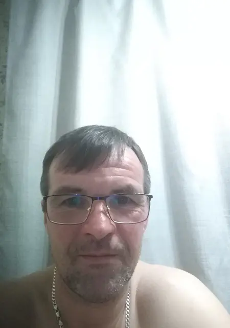 Я Слава, 48, из Полевского, ищу знакомства на одну ночь