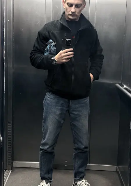 Я Антон, 31, из Симферополя, ищу знакомство для дружбы