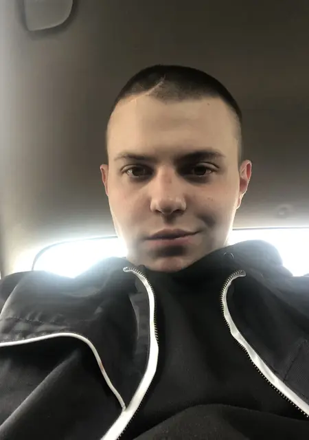 Я Саша, 22, знакомлюсь без обязательств в Пушкине