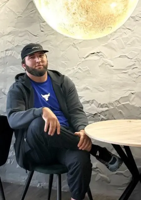 Я Yusuf, 32, из Хасавюрта, ищу знакомство для общения