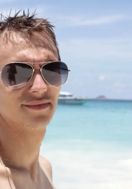 Виталий из Ноябрьска, мне 36, познакомлюсь на одну ночь