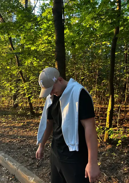 Я Николай, 21, из Инзы, ищу знакомства без обязательств