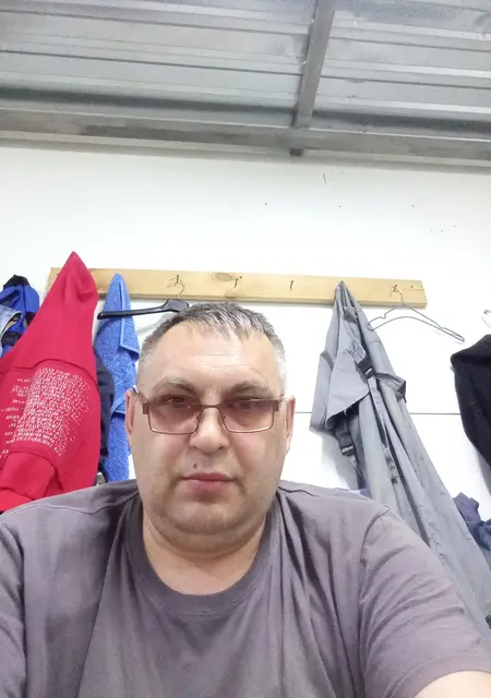 Я Сергей, 47, из Воскресенска, ищу знакомства без обязательств