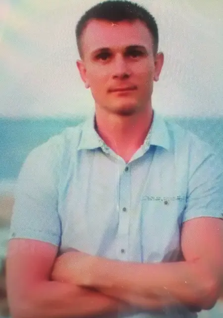 Я Stas, 41, из Борисоглебска, ищу знакомства на одну ночь