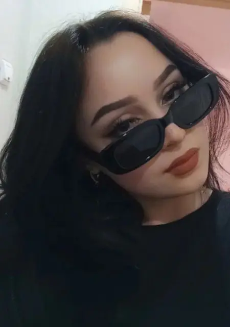 Анастасия из Воронежа, ищу на сайте вирта