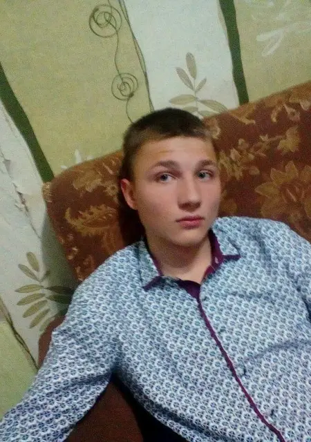 Денис из Ельца, мне 29, познакомлюсь без обязательств