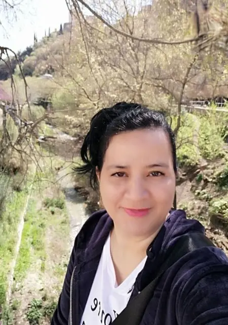 Я Mariace, 45, знакомлюсь без обязательств в Мадриде