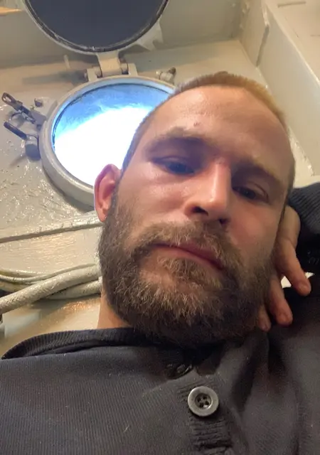 Я Black, 36, из Балтийска, ищу знакомство для приятного времяпровождения