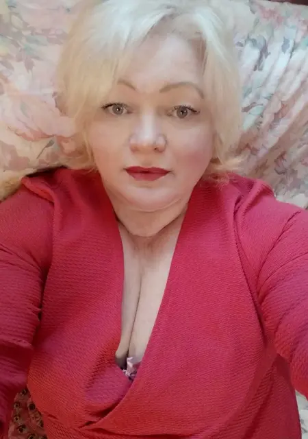 Я Лиза, 51, знакомлюсь для приятного времяпровождения в Санкт-Петербурге