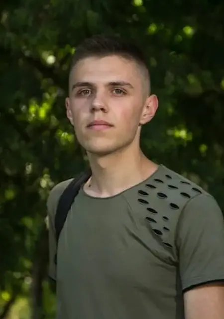 Я Евгений, 25, знакомлюсь для постоянных отношений в Мурино