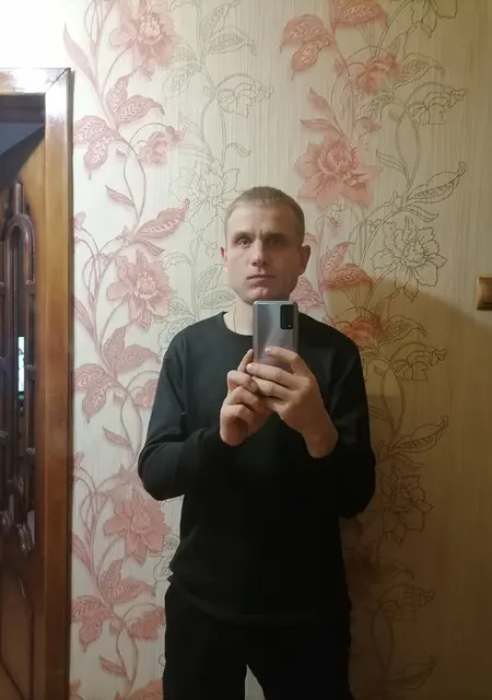 Миша из Улан-Удэ, ищу на сайте знакомства на одну ночь