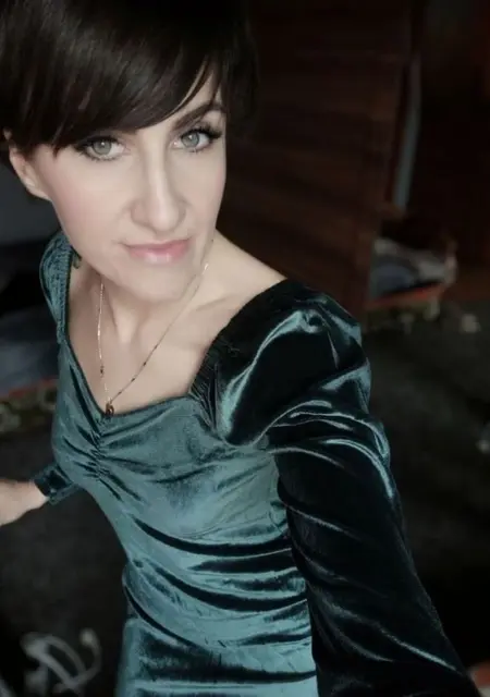 Я Sympatyczna, 33, знакомлюсь в Варшаве