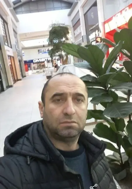 Я Anar, 38, знакомлюсь в Праге