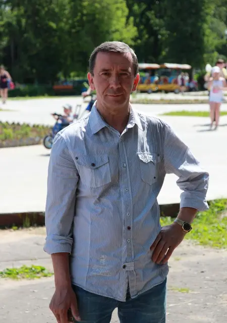 Влад из Рыбинска, мне 58, познакомлюсь без обязательств