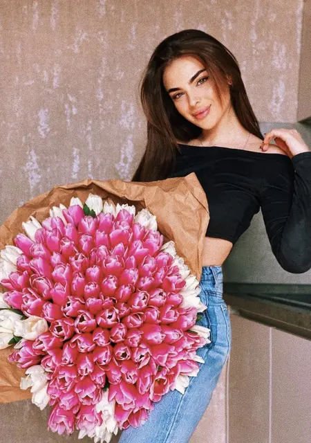 Я Виктория, 23, знакомлюсь для приятного времяпровождения в Ромни