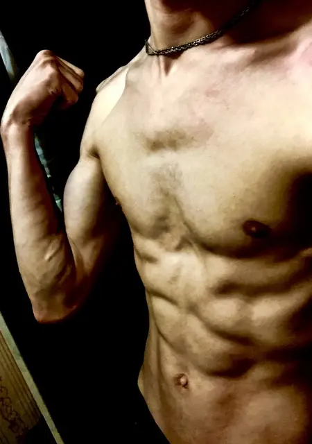 Я Никита, 32, знакомлюсь на одну ночь в Новом Уренгое