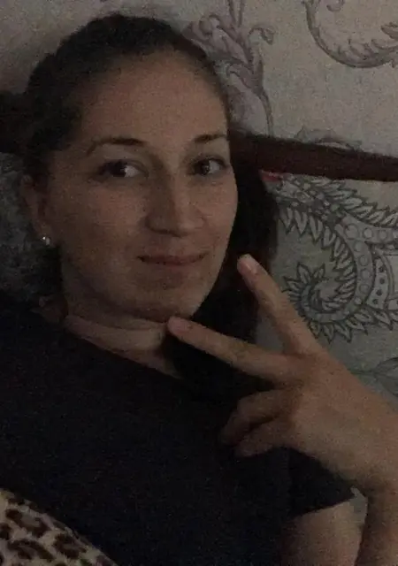 Я Мила, 34, из Новороссийска, ищу знакомство для постоянных отношений