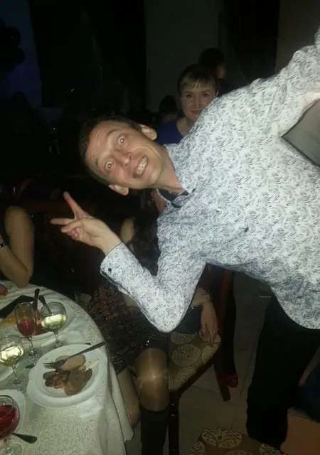 Роман из Магадана, ищу на сайте знакомства на одну ночь