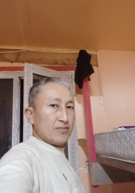 Баха из Симферополя, ищу на сайте постоянные отношения