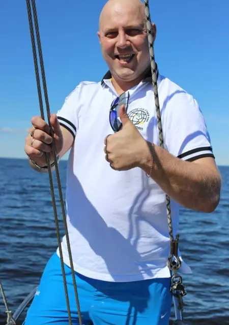 Василий из Калининграда, ищу на сайте знакомства на одну ночь