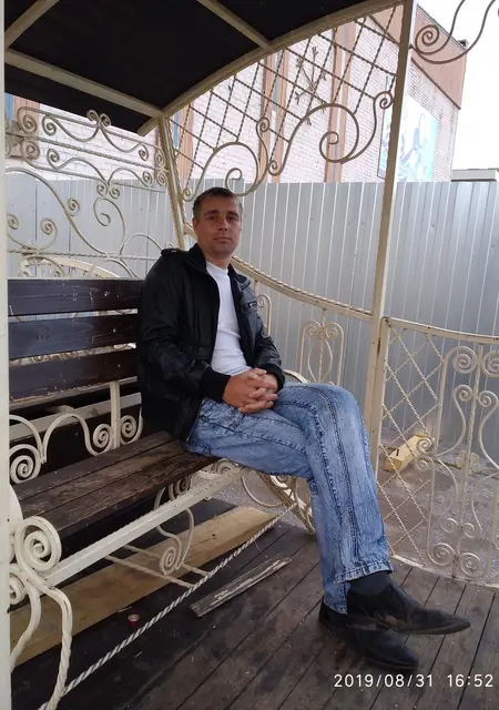 Я Сергей, 39, из Елабуги, ищу знакомства без обязательств