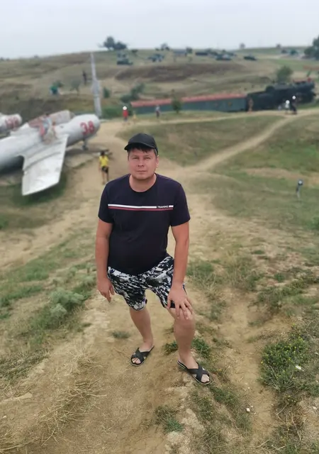 Я Леха, 38, из Керчи, ищу знакомства без обязательств