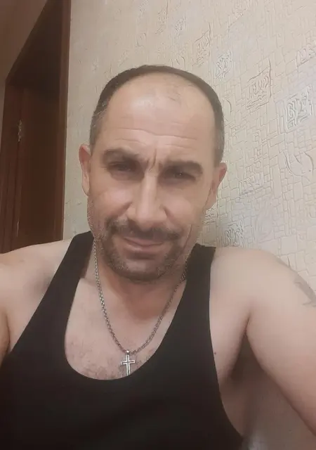 Я Карен, 45, из Домодедова, ищу знакомства на одну ночь