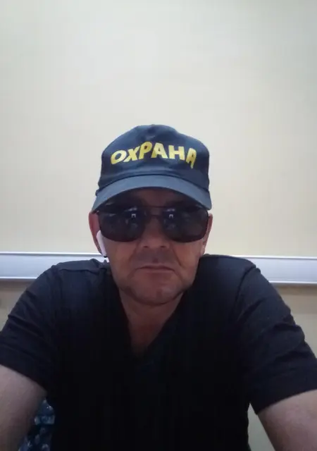 Сергей из Новосибирска, мне 52, познакомлюсь на одну ночь