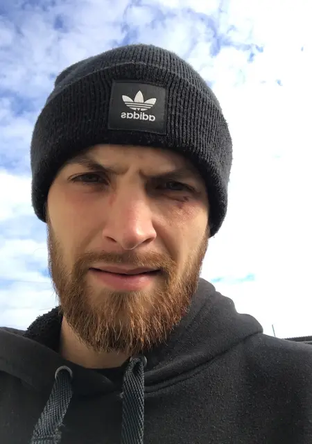 Илья из Тюмени, мне 29, познакомлюсь без обязательств